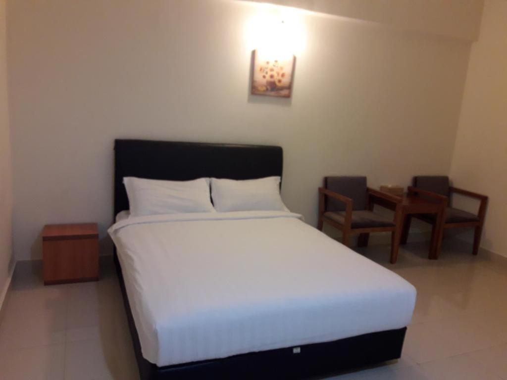 Hotel 126 Sepang Exterior photo